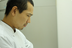 加工担当　板橋雄太
